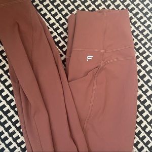 FABLETICS Oasis High-Waisted Pocket Legging